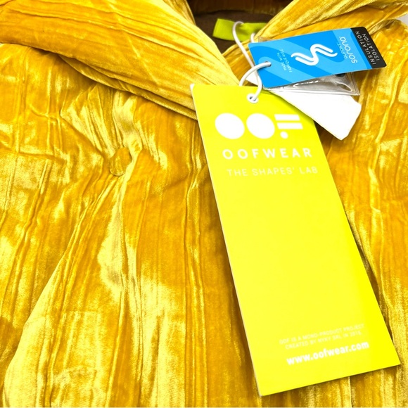 OOF WEAR Womens Velvet Puffer Bomber Jacket Sunflower Golden Yellow Anthro - Picture 8 of 13